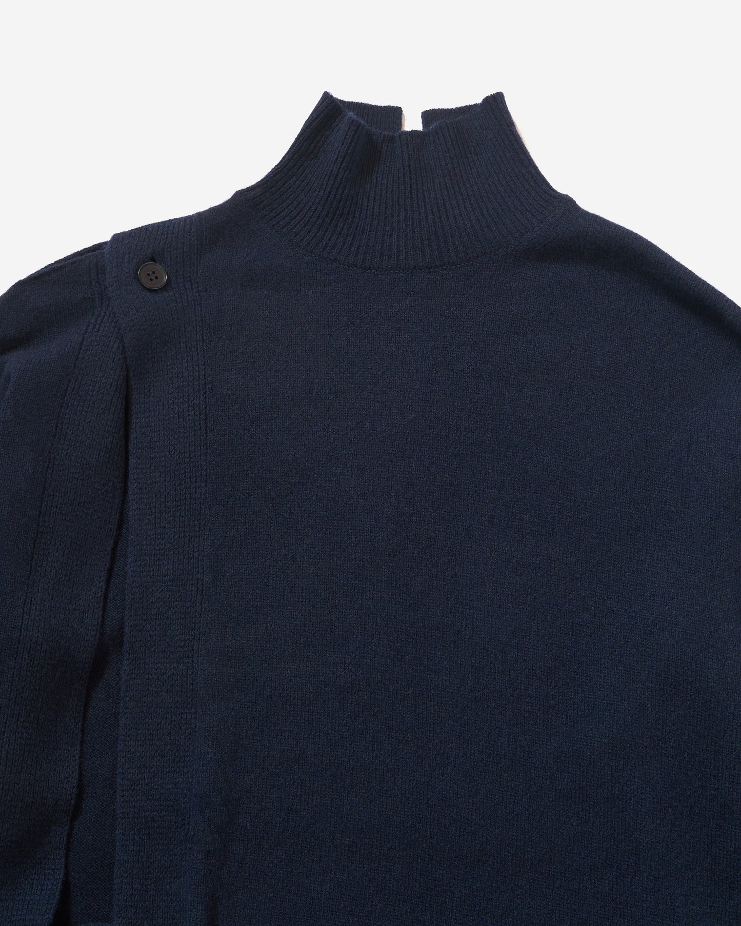 OPEN-DETAIL SWEATER