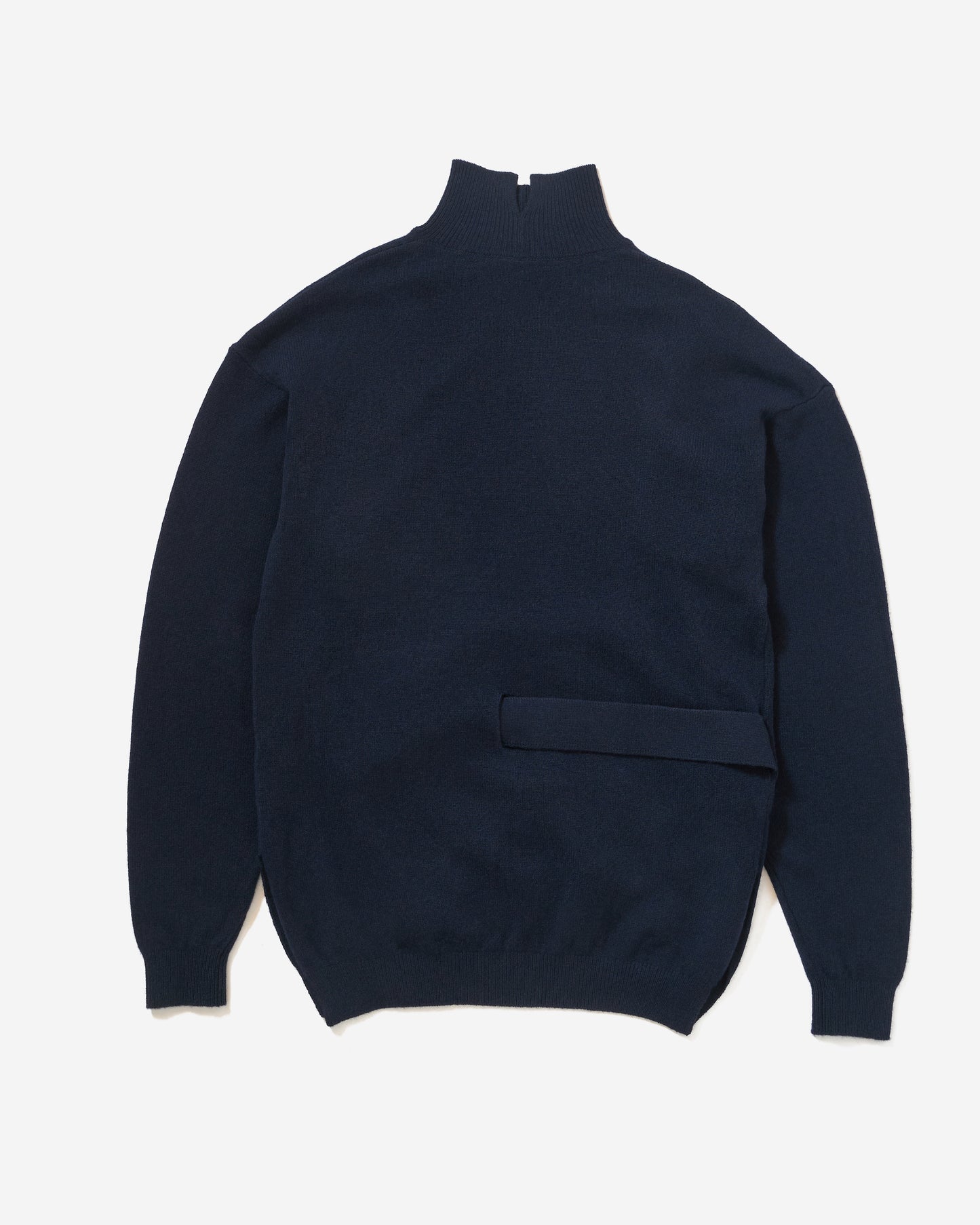 OPEN-DETAIL SWEATER